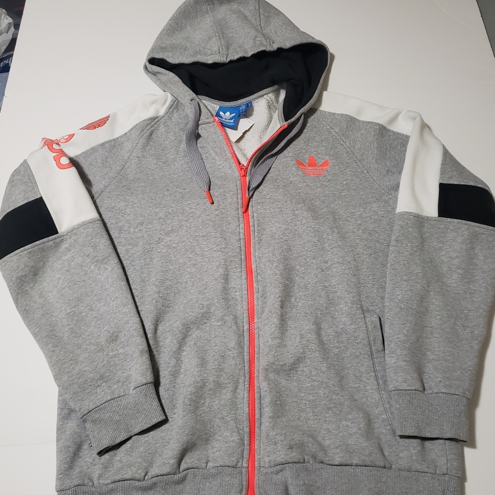 Adidas sweater